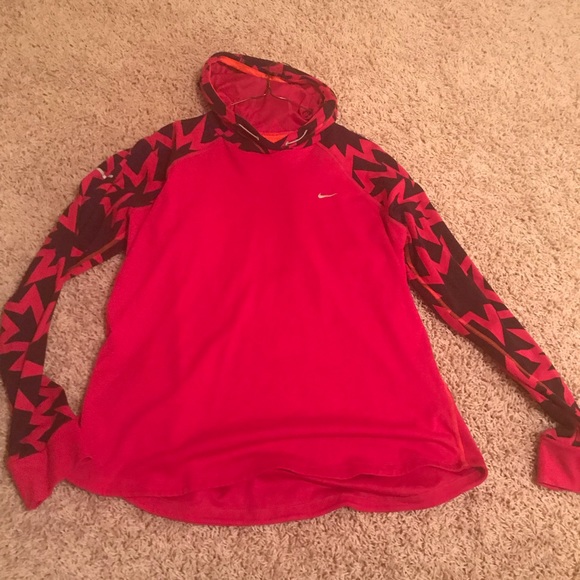 Nike top - Picture 3 of 6